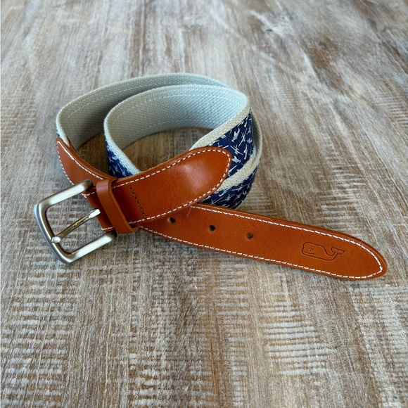 Vineyard vines airplane belt - Picture 1 of 4